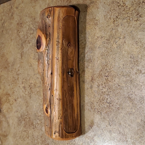 Handmade Tree Trunk Jewelry Box Hancrafted Trinket Box *Amazing*